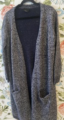 Suéter para mujer LUMIÈRE Anthropologie abierto jaspeado azul marino bolsillos LEER  Foto 1 de 4