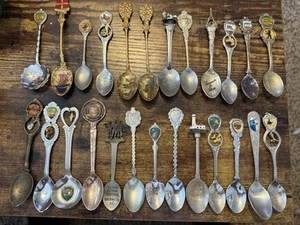 25 antike Andenkenlöffel - verschiedene KOSTENLOSER VERSAND!! - Bild 1 von 9