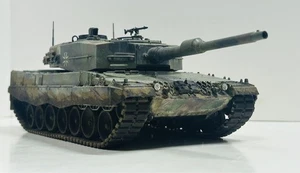 Assembled Italeri 1/35 Leopard 2A4 Tank Model Plastic Germany - Picture 1 of 7