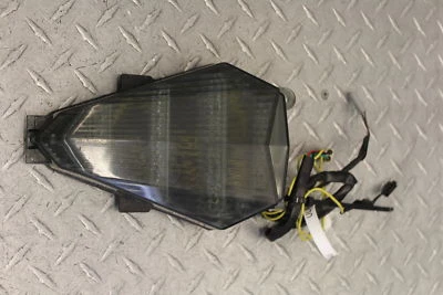 Lanterna traseira de freio traseira Yamaha Yzf R6 2007 - Imagem 1 de 4