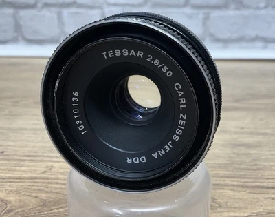 TESSAR 2.8/50 CARL ZEISS JENA DDR SLR CAMERA LENS - M42 Screw MOUNT - NO FUNGUS - Image 1 of 4