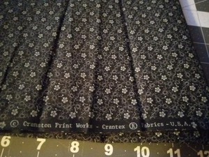 2 Pcs12*44" Black W White Flowers Cranston Print Works Crantex Fabric USA Cotton - Picture 1 of 5