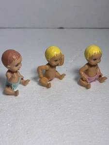 3 Pezzi Vintage Mattel 2.5” Barbie Babies Krissy Baby Doll’s ~ - Foto 1 di 6