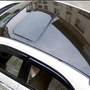 Vinile laminato nero lucido a 3 strati per il tetto panoramico della vostra auto - Imagen 1 de 4
