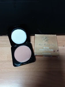 Flori Roberts Gold Oil Free Compact Face Powder Translucent - Picture 1 of 3
