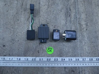 1986 Yamaha SH50 Razz Y744-1) regulator relay electrical set works - Image 1 of 4