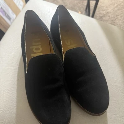 Hush Puppies Women’s 8 Suede Wren Loafer Black Classic Driving New - Image 1 of 4