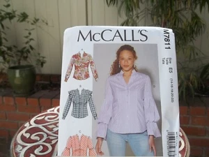 McCall's Ladies Fitted Button Front Top Pattern 7811 Uncut Sizes 14-22 - Foto 1 di 3