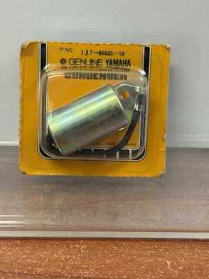 Nuevo como nuevo 1977 Yamaha XS750 OEM condensador de encendido 1J7-81625-10-00 Foto 1 de 2