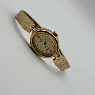 Женские кварцевые часы Lorus нержавеющая сталь золотистый браслет V810-5090 #7.1 - Изображение 1 из 4