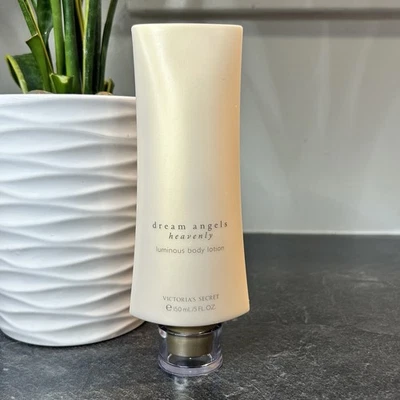 全新 Victoria's Secret Dream Angels 天地夜光身体乳液 5 盎司 — 第 1/4 张图片