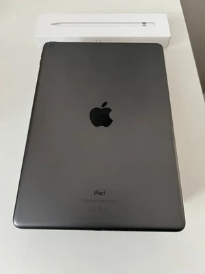 Apple iPad 10.2" Wi-Fi (2021) Tablet (10,2", 64 GB, iPadOS) mit Apple Pencil - Bild 1 von 2