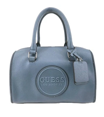 Bolso de Mano Guess Barrel Logo Parche Cuero Sintético Color Denim Azul  Foto 1 de 4