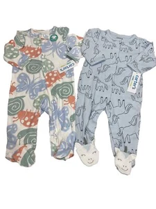 Carters Girl Sleep N Play Lot of 2 Sz 3/6M Footed Sleepers Inverted Zipper Snaps - Picture 1 of 9