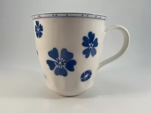 Villeroy & Boch - FARMHOUSE TOUCH (Decorated) - Mug - Blue & White Floral - Picture 1 of 6