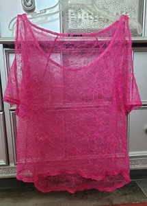 Hot rosa offene Schulterspitze Damenoberteil in klein. Neu ohne etikett. - Bild 1 von 4