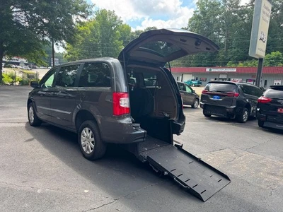 2016 Chrysler Town and Country Touring handicap wheelchair rear entry - Image 1 of 4