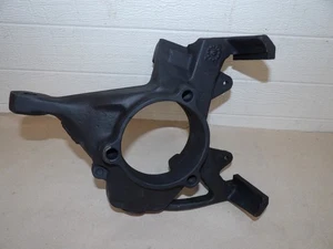 DRIVERS Side Front Steering Spindle 4x4 Jeep Cherokee 1990-2006 Wrangler w/oABS - Picture 1 of 5