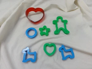 Vintage Plastic COOKIE CUTTERS Lot of 7 ~ Shapes Man Heart Dog Heart - Picture 1 of 13