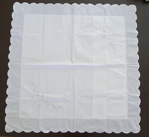 White Pillow Cover 100% Cotton Cutwork Embroidery 30 by 30 NWT Half-Moon Border - Picture 1 of 6