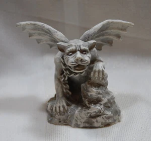 The Gargoyle Collection Horatius Papel Freelance 1995 Edition Halloween Goth - Picture 1 of 5