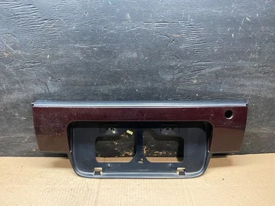 1990-1993 Toyota Celica GT Rear Center Taillight Garnish License Plate R5237 DG - Image 1 of 4