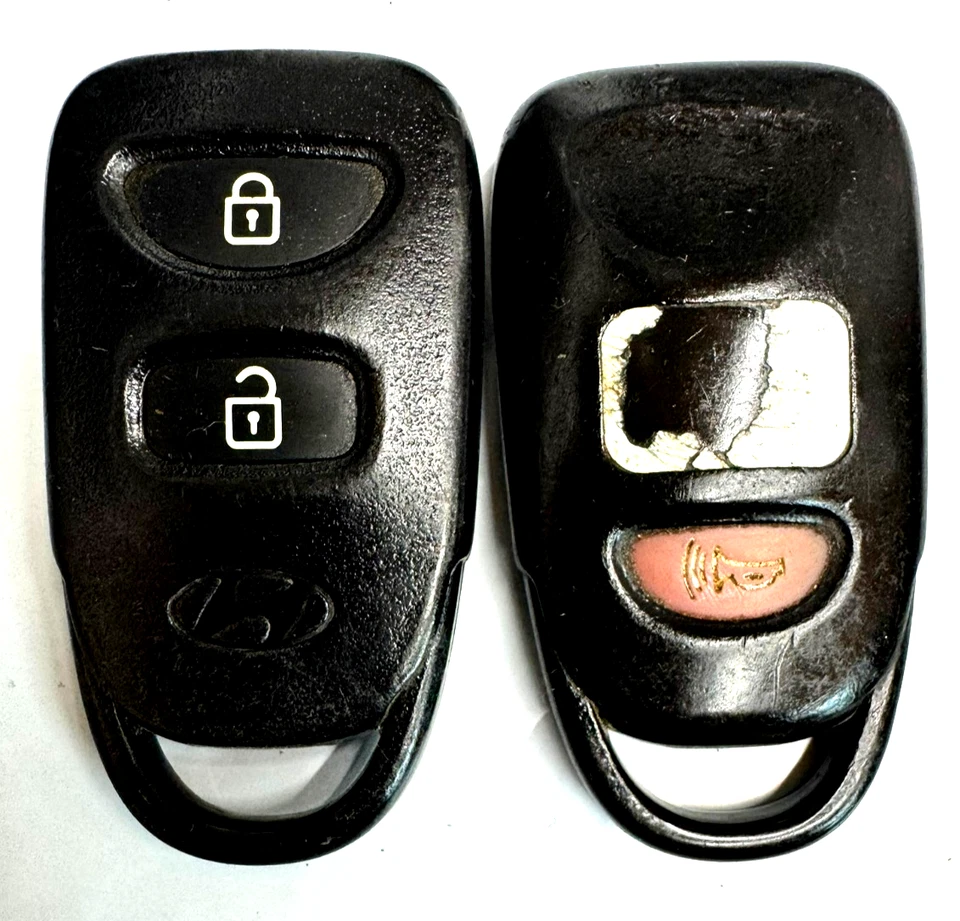 OEM 2009-2013 OEM KIA SORENTO keyless car entry remote key fob PINHA-T036 3 bttn - Image 1 of 4