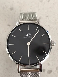 Daniel Wellington Petite Women’s Silver & Black Watch - Picture 1 of 5