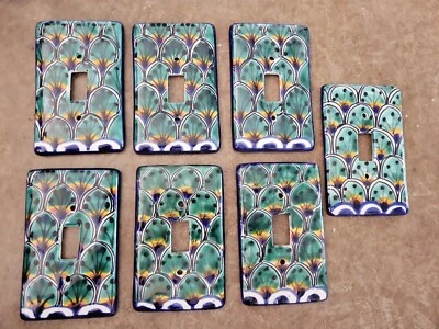 Lote de 7 placas de interruptor de luz de palanca única de azulejos de pavo real Talavera azul verde  Foto 1 de 3
