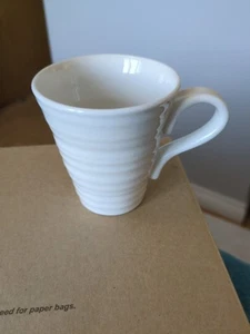SOPHIE CONRAN PORTMEIRION WHITE RIPPLE MUG - 200ML - EXCELLENT CONDITION - Picture 1 of 5