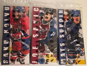 McDonalds Hockey Heroes NHL Mini Jerseys 2003 Mats Sundin, Joe Sakic, Saku Koivu - Foto 1 di 2