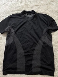 Nike Golf Sz. 16/18 Classic Black Sport Top. Exc Quality, Comfortable - Picture 1 of 18