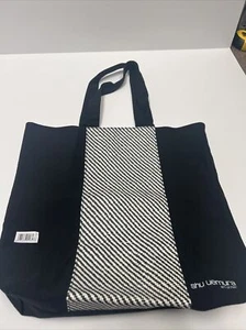 Shu Uemura Art Of Hair Tasche schwarz - Bild 1 von 10
