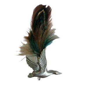 Pin With Feather And Duck Motif New