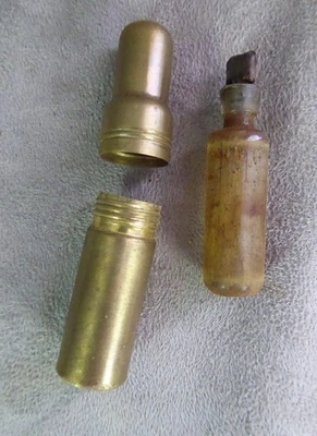 PETIT ETUI A PARFUM, de sac, ancien. - Photo 1/3