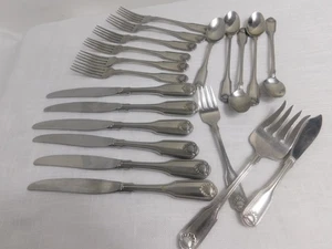 i7 - Oneida Heirloom Classic Shell Stainless Flatware 20pc Lot - Picture 1 of 7