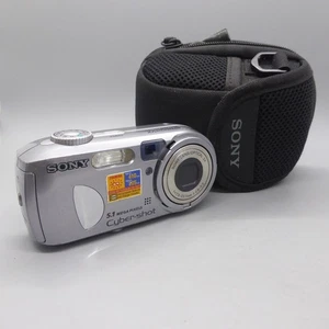 Sony Digital Camera Cybershot DSC-P93 5.1MP Silver Tested - Picture 1 of 8