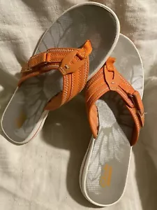 Clarks Collection hellbraune Flip-Flop-Sandalen Größe 8 - Bild 1 von 3