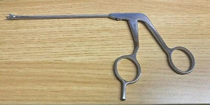 Karl Storz 28171 AB SilCut Punch Straight 3.4mm - Picture 1 of 3