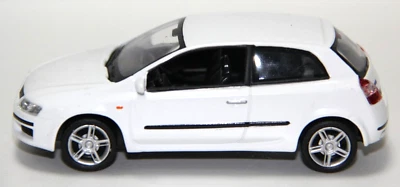 NOREV USATO 1:43 AUTO DIE CAST FIAT STILO BIANCO ART D&A FIAT 2 - Immagine 1 di 4