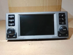 Range Rover L322 3.0 stereo CD radio sat nav display screen computer YIK500061 - Picture 1 of 6