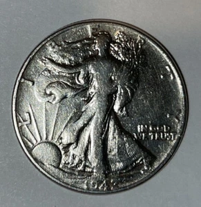 1942 Walking Liberty 90% Silver US Half Dollar 001 - Picture 1 of 2