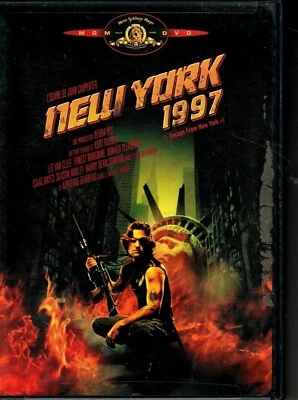 ESCAPE FROM NEW YORK  Kurt Russell (C3) - Image 1 of 2