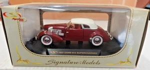 Signature Models 1937 Cord 912 Supercharged 1/32 - Picture 1 of 3