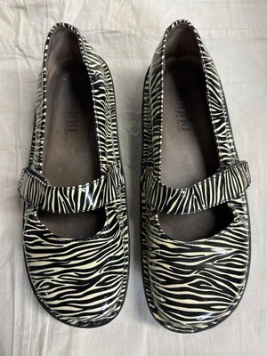 Туфли сабо женские Alegria размер 38/США 8,5 с принтом зебра лакированная кожа Mary Jane - Изображение 1 из 4