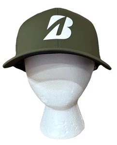 Sombrero de golf Bridgestone verde oliva con logotipo de goma blanco Flexfit Tech 110 ajustable - Imagen 1 de 5