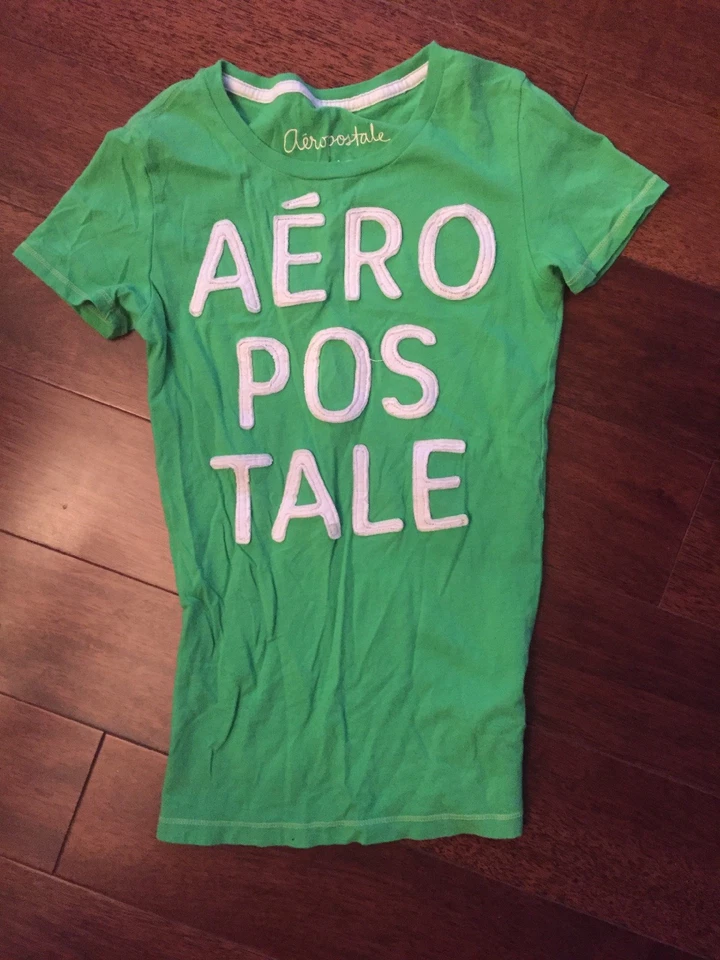 Top de niña Aeropostale talla pequeña verde Foto 1 de 3