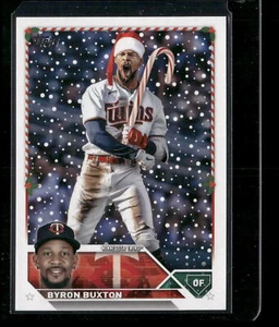 2023 Topps Holiday #H49b Byron Buxton SP - Picture 1 of 2