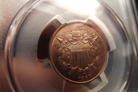 1867 Bronze 2 Cent Piece PCGC slabbed UNC  Nice Coin Cover