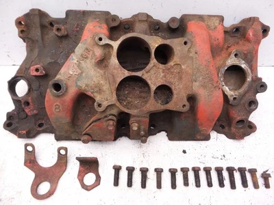 Necesita trabajo 77-80 Camaro colector de admisión Chevy SBC 350 4 barriles GM 14007376 Foto 1 de 4